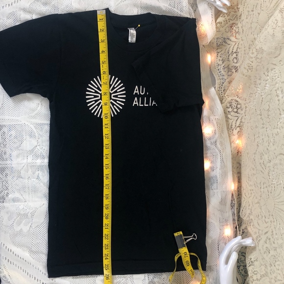📚 Authors Alliance tee [used] - Picture 5 of 6